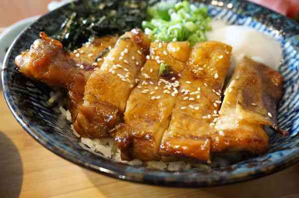 日本美食中的扛把子——“丼”