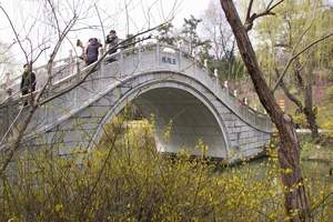 华东旅游/扬州风光一日游/瘦西湖/大明寺/个园/何园