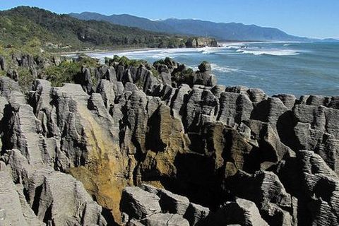 <新西兰-南岛6日游>观星，冰川热温泉，千层薄饼岩，景观火车